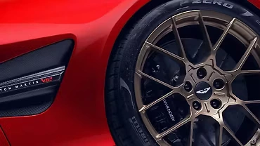 Aston Martin Vanquish