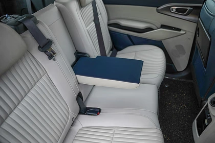 Kia Carens Clavis EV 7