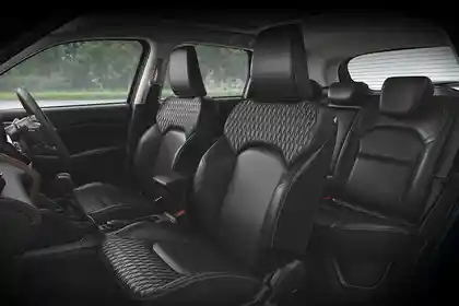 Maruti Suzuki Grand Vitara 6