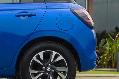 Maruti Suzuki Swift 8