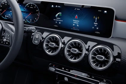 Mercedes-Benz A-Class Limousine